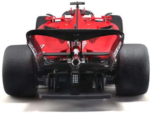 Samochód zdalnie sterowany MAISTO TECH Ferrari SF-23 82771