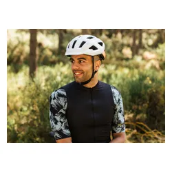 Kask rowerowy LAZER Cerro KinetiCore Biało-pomarańczowy MTB (rozmiar S)