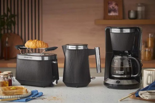 Ekspres do kawy przelewowy Russell Hobbs 26780-56