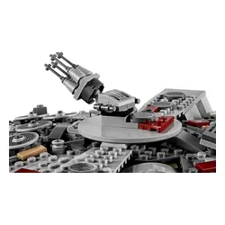 LEGO Star Wars TM Sokół Millennium [oferta Outlet]