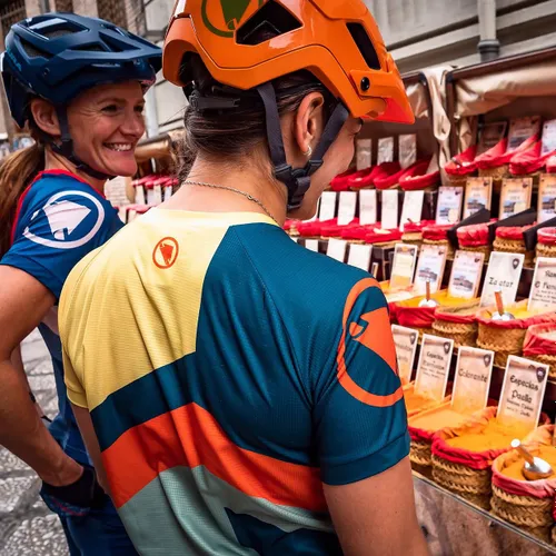 Kask rowerowy Endura Hummvee Plus harvest