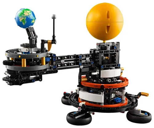 Конструктор LEGO Technic 42179 Планета Земля и Луна на орбите