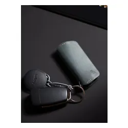 Skórzane etui na klucze Bellroy Key Cover Plus (third edition) - navy