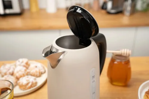 Электрический чайник Zelmer Velvet Touch, бежево-черный