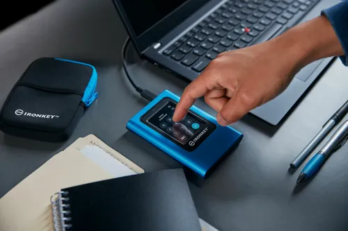 Dysk KINGSTON IronKey IKVP80ES 960GB SSD