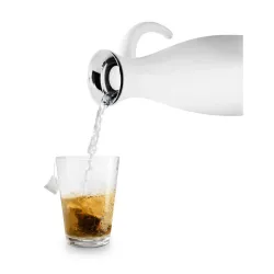 EVA SOLO 1,5 l - czajnik elektryczny bezprzewodowy matowy biały