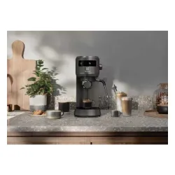 Ekspres Electrolux E6EC1-6BST
