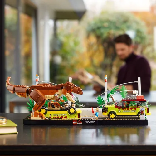 LEGO Jurassic World vahşi doğada Tyrannosaurus Rex (76956)