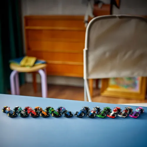 LEGO Klocki Minifigures 71049 Kolekcjonerski bolid F1 (display 36 sztuk)