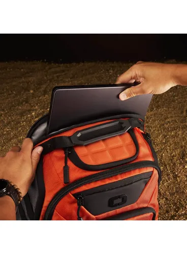 Plecak miejski Ogio Renegade DNA - titanium