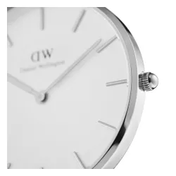 Часы Daniel Wellington Petite Watch DW00100306 серебристые