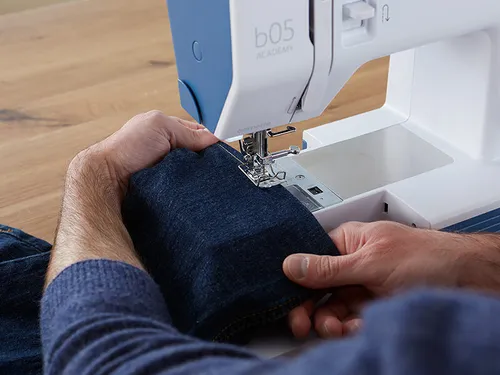 Maszyna do szycia BERNETTE 05 Academy Heavy Duty