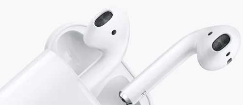 Беспроводные наушники Apple AirPods 2. поколения с зарядным чехлом для наушников