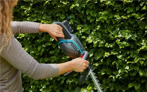 Nożyce akumulatorowe do żywopłotu GARDENA ComfortCut 50/18V P4A (z akumulatorem) 14730-20