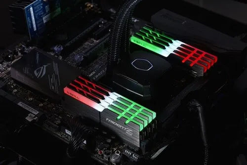 Pamięć G.Skill Trident Z RGB, DDR4, 32 GB, 4000MHz, CL16 (F4-4000C16D-32GTZRA)