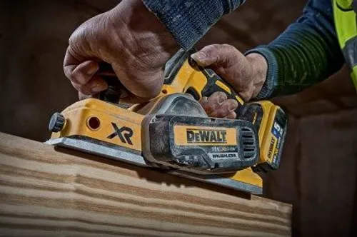 Strug DeWalt DCP580N