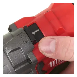 Milwaukee Yakıtlı Tornavida Matkabı M18 FPD2-0X