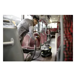 Odkurzacz Karcher Puzzi 8/1 Anniversary Edition 1.100-248.0 1200W Ssawka do prania tapicerki Dysza ręczna z funkcją spryskiwania