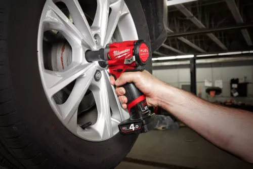 Darbe anahtarı mı? Milwaukee M12 FIWF12-422X (+2 pil, şarj cihazı,kılıf)