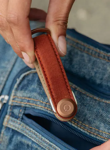 Etui organizer na klucze Orbitkey Waxed Canvas - brick red