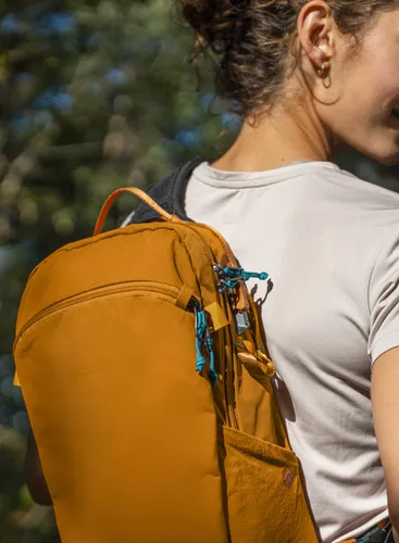 Pacsafe ECO Sling 12 Hırsızlığa Karşı Sırt Çantası-ekonomi kanyonu