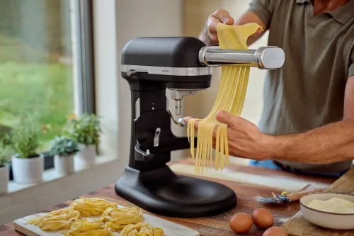 Robot planetarny KitchenAid Artisan 5KSM70SHXEBK 375W
