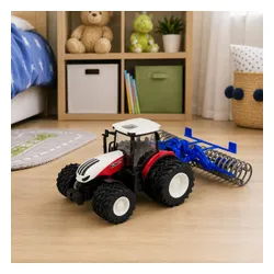 Zdalnie sterowany traktor z wałem rolniczym światła