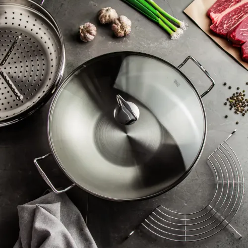 FISSLER Nanjing 36 cm - patelnia / wok ze stali nierdzewnej z pokrywką