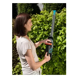 Nożyce akumulatorowe do żywopłotu GARDENA EasyCut Li-40 (z akumulatorem) 09836-20