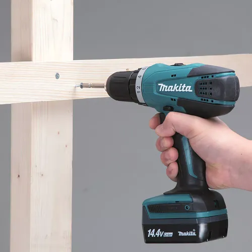 Makita DF457DWE Akülü matkap (+ 1.5Ah pil + şarj cihazı + kılıf)