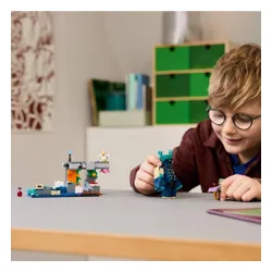 LEGO Minecraft 21274 Spotkanie Ze Strażnikiem
