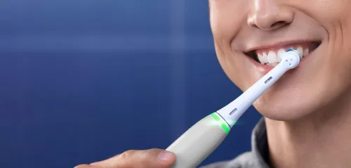 Oral - B IO Serisi 6 Gri Opal Manyetik Diş Fırçası