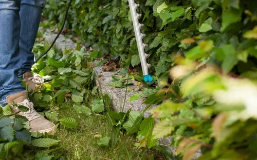 Nożyce do żywopłotu GARDENA PowerCut 9835-20 elektryczne