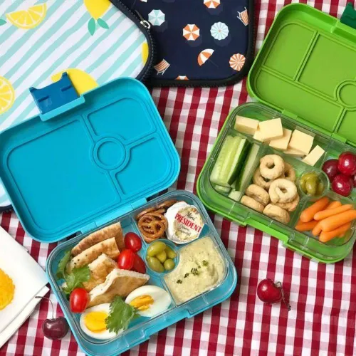 Średnia śniadaniówka / lunchbox Yumbox Panino - power pink/rainbow tray