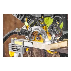 Pilarka tarczowa DeWalt DCS573NT