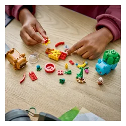LEGO 72155 Pokémon SMART Play Bulbasaur i Bidoof z krzewem jagody