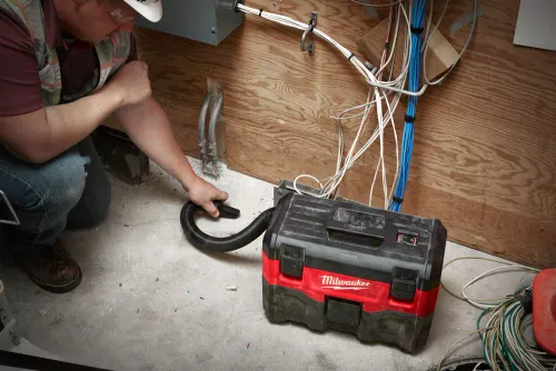 Elektrikli süpürge Milwaukee M18 VC2