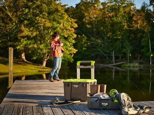 Skrzynia na narzędzia RYOBI RSL201