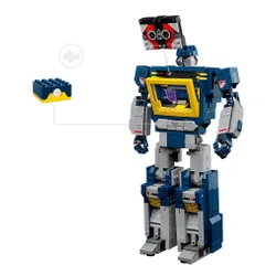 LEGO 10358 ICONS Transformers: Soundwave