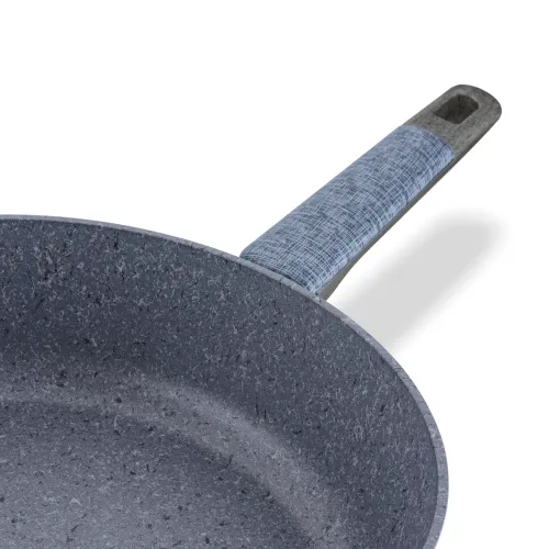 Patelnia nieprzywierająca z uchwytem i pokrywką STARKE PRO DOUBLE 28 cm