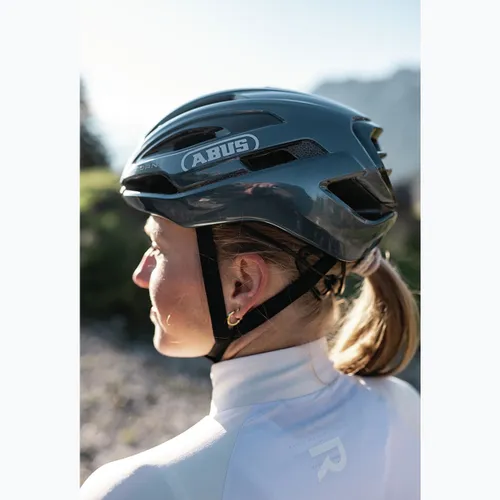 Kask rowerowy ABUS Taipan como blue