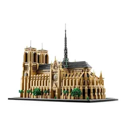 Конструктор LEGO Architecture 21061 Нотр-Дам в Париже