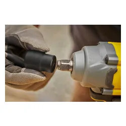 Klucz udarowy Stanley SFMCF920B