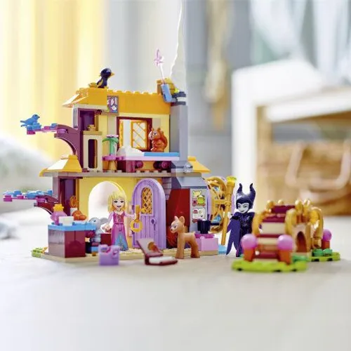 LEGO Disney Aurora'nın Orman Kulübesi (43188)