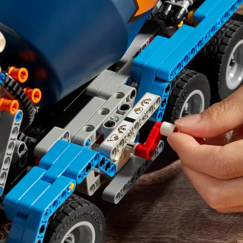 Конструктор Lego Technic бетономешалка (42112)