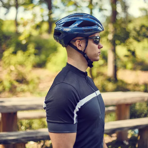 Kask rowerowy ABUS Macator midnight blue