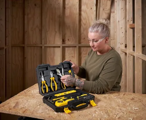 Zestaw narzędzi STANLEY STHT78050-1 (28 elementów)