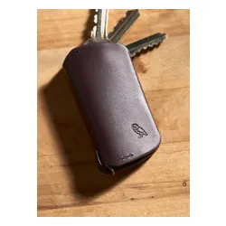 Skórzane etui na klucze Bellroy Key Cover (third edition) - deep plum