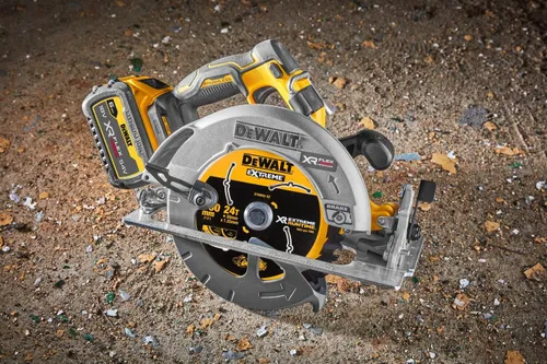 Pilarka tarczowa DeWalt DCS573NT
