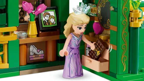 Конструктор пластиковый LEGO Wicked 75689 Изумрудный город и замок Кьямо Ко